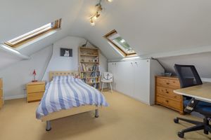 Photo 16- click for photo gallery